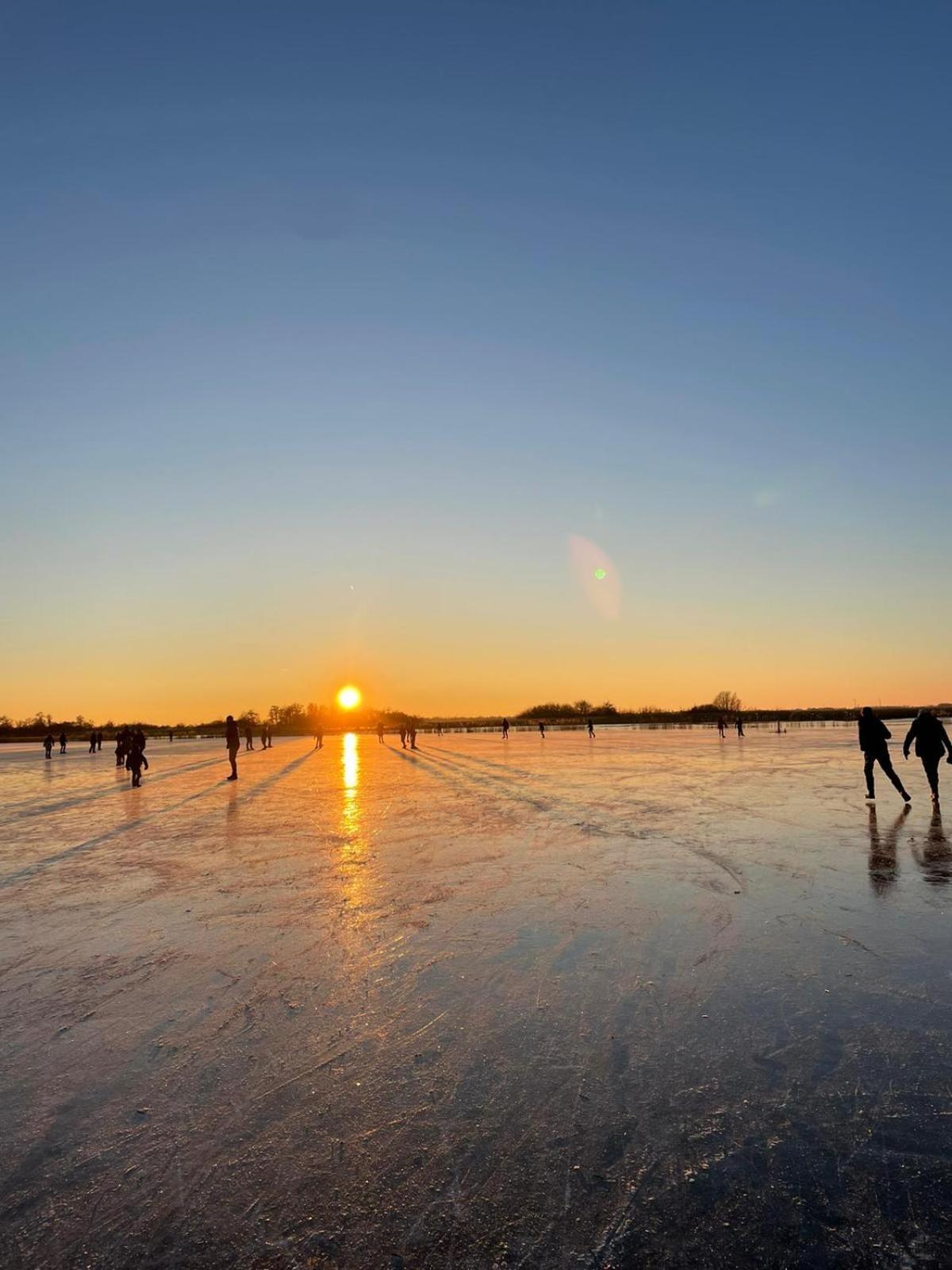 Eastay Oostermeer Buitenkant foto